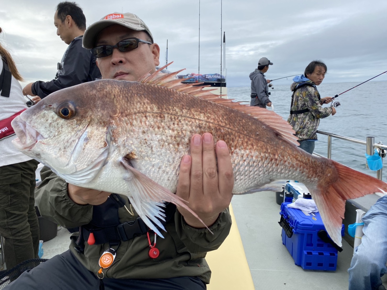 PM船 真鯛狙いライトジギング、タイラバ、テンヤ五目