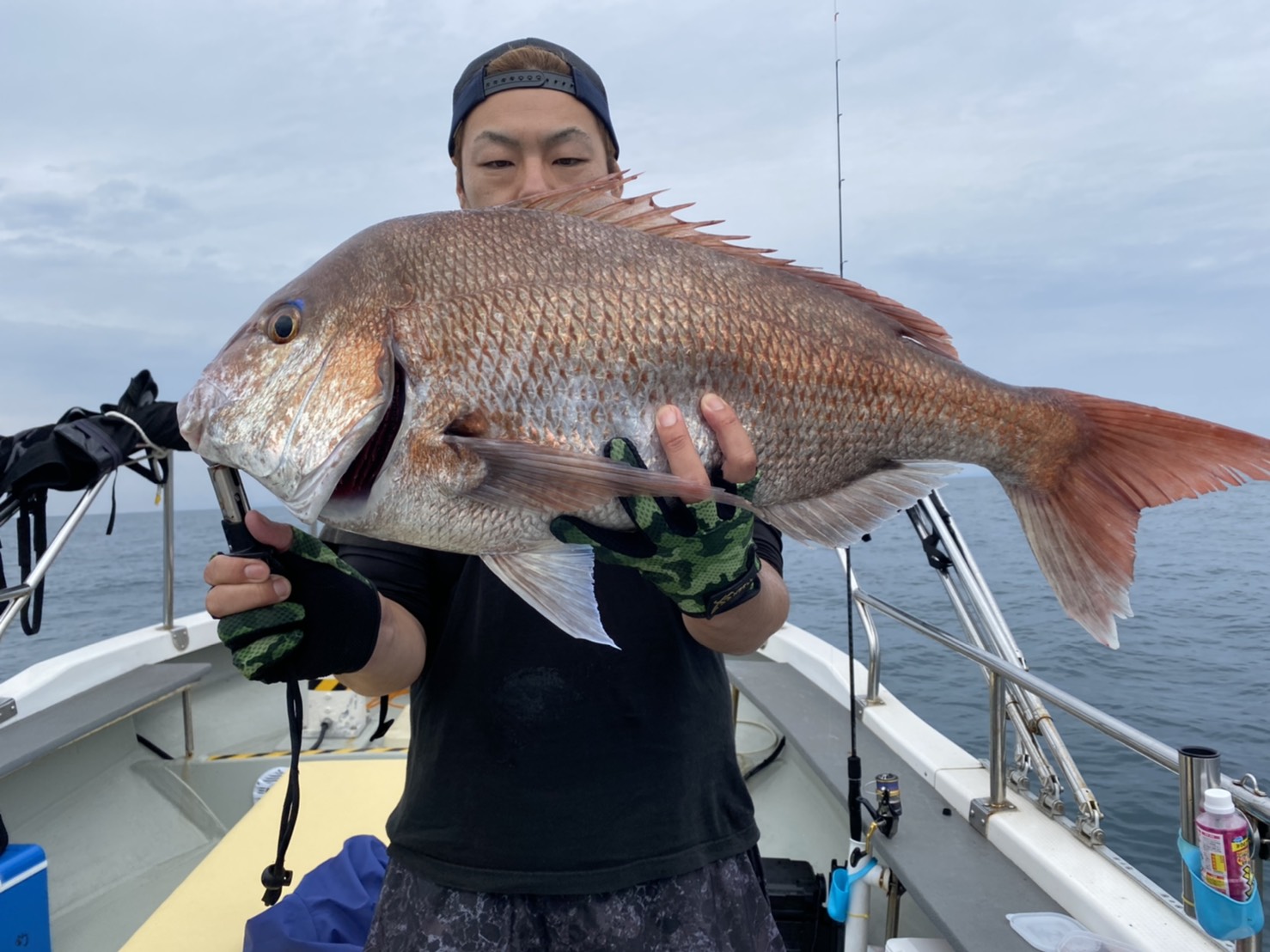 真鯛狙いライトジギング、タイラバ、テンヤ五目