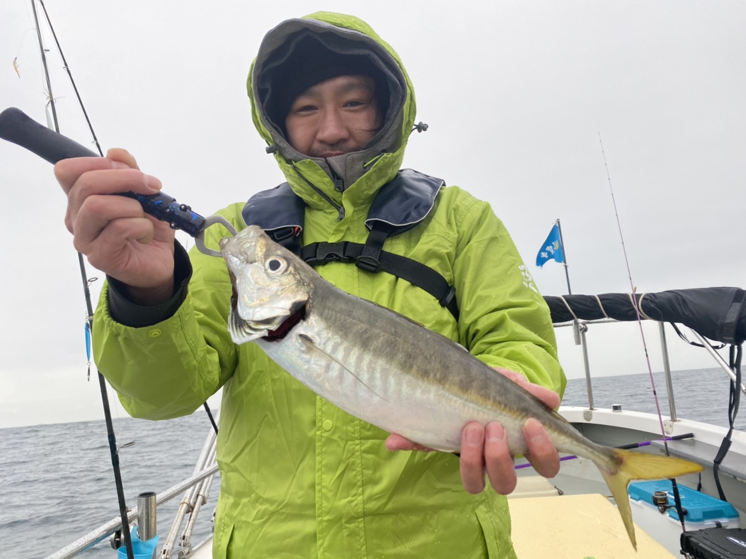 真鯛狙いライトジギング、タイラバ、テンヤ五目