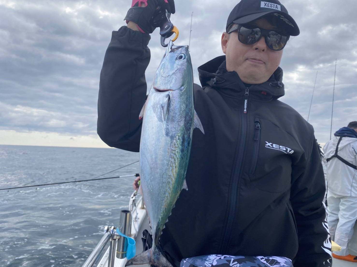 真鯛狙いライトジギング、タイラバ、テンヤ五目