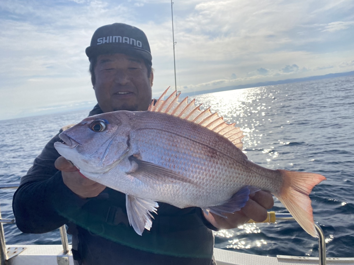真鯛狙いライトジギング、タイラバ、テンヤ五目