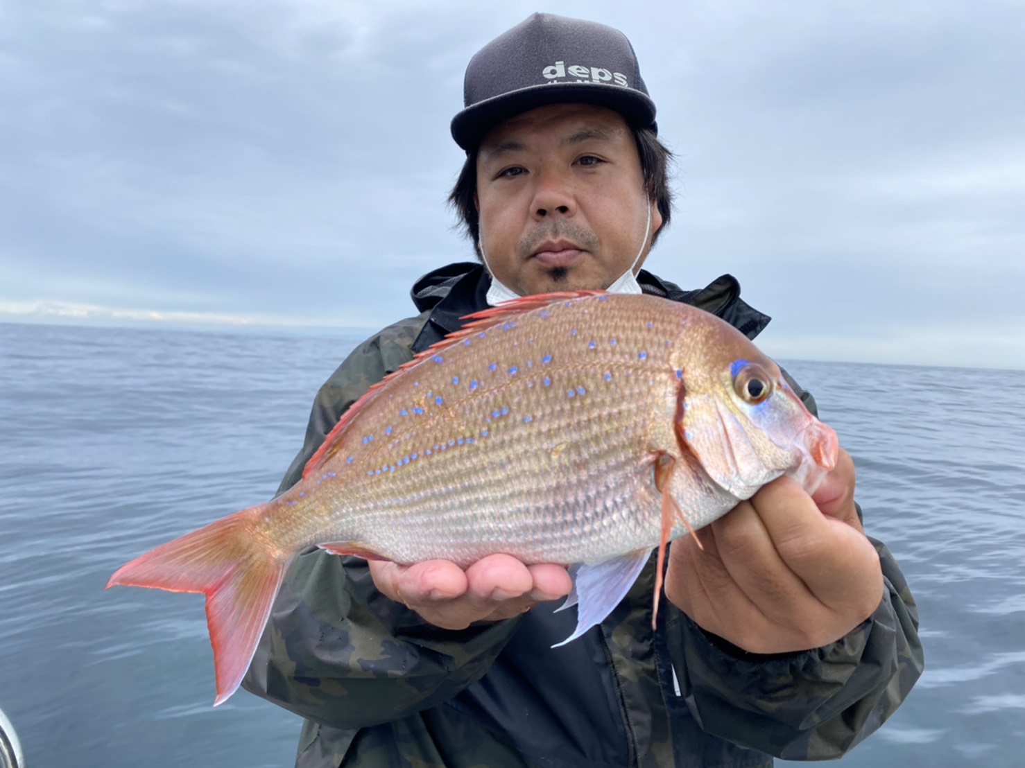 マダイ狙いライトジギング五目